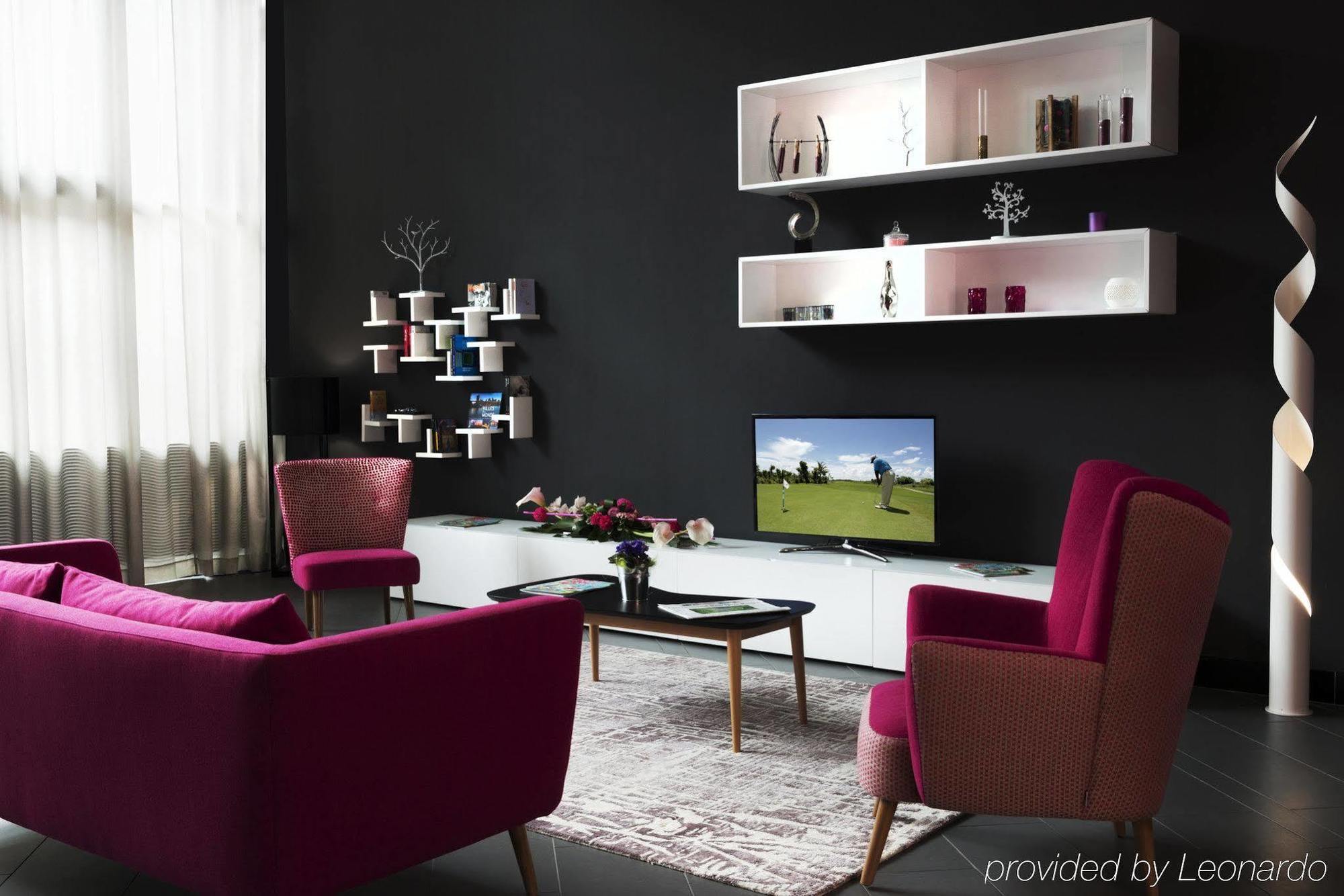 Citadines City Centre Лилль Экстерьер фото